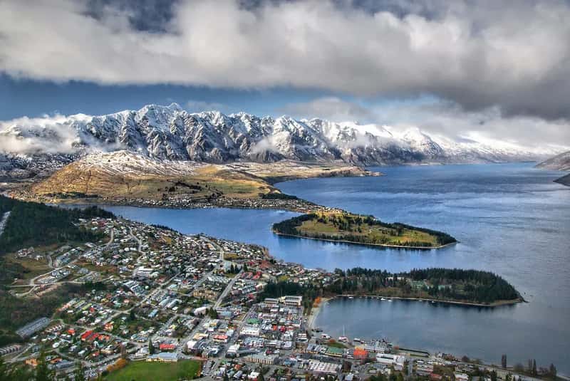 3. New Zealand - Adventure With a Safety Net (Image Credits: Flickr)