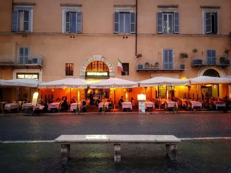 Eating Only at Tourist Trap Restaurants (Image Credits: Flickr)