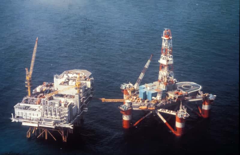 7. Norway (Norwegian Petroleum Museum / Norwegisches Erdölmuseum
Norsk Oljemuseum - Kjeringholmen - Postboks 748 Sentrum - 4004 Stavanger
Telefon: +47 51 93 93 00 - Telefaks: +47 51 93 93 01 - E-post: post@norskolje.museum.no, CC BY 3.0)