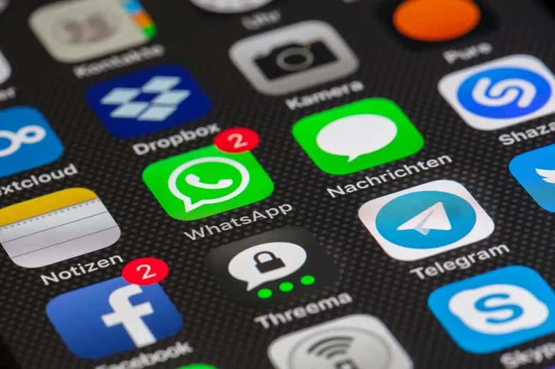 #6 - Pre-Download Entertainment and the Airline App Before You Leave the House (Image Credits: Pixabay)