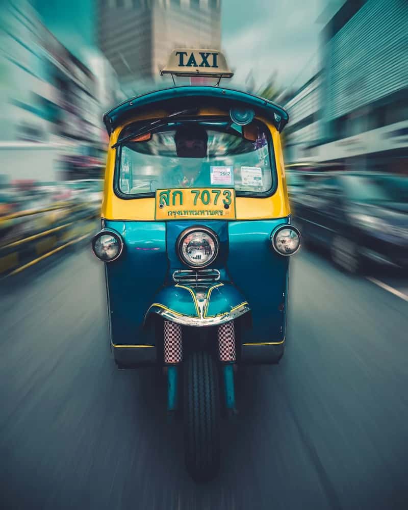 2. Bangkok's "the temple is closed" tuk-tuk detour (Image Credits: Unsplash)