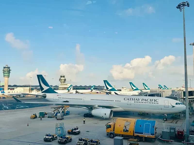 2. Airport Nightmares Are Killing First Impressions (Image Credits: Unsplash)