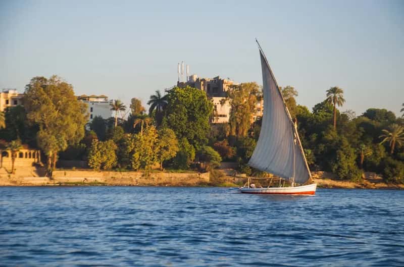 8. Egypt - A North African Giant Facing a Modern Epidemic (Image Credits: Unsplash)