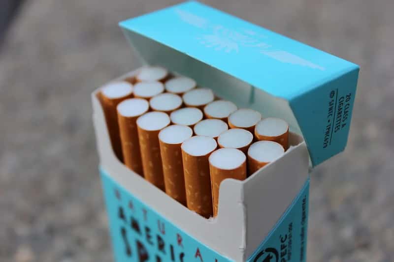 2. Alcohol and tobacco that exceed the duty-free limit (lindsay-fox, Flickr, CC BY 2.0)
