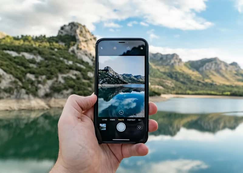 11. A separate camera when a smartphone will do (Image Credits: Unsplash)