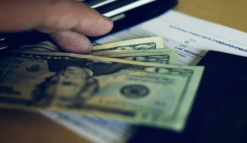 A Dollar Economy Changed the Whole Calculation (bark, Flickr, CC BY 2.0)