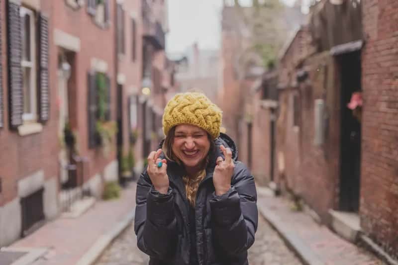 7. Crossing Your Fingers - Wishing for Luck or Causing Deep Offense? (Image Credits: Unsplash)