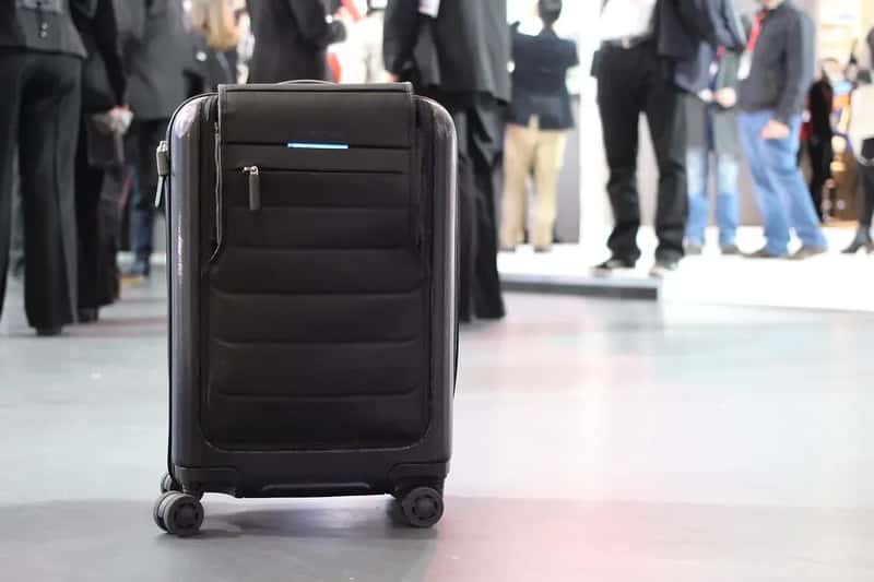 #14 - The Size and Weight of Your Carry-On (Maurizio Pesce, Flickr, CC BY 2.0)