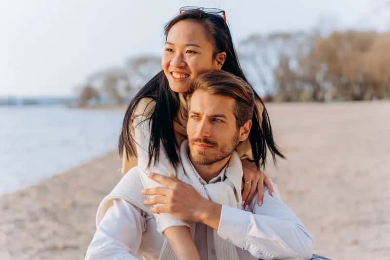 5. United Kingdom: British Asian Families Rediscover The Matchmaker's Role (Image Credits: Pexels)