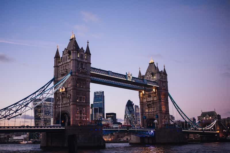 United Kingdom: The NHS Pioneers Leading the Way (Image Credits: Unsplash)