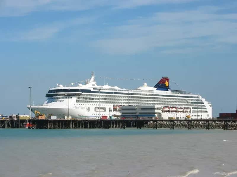 11. Onboard Photography Packages at Jaw-Dropping Prices (Image Credits: Flickr)