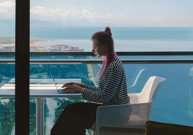 1. The Wired Baseline (Image Credits: Pexels)