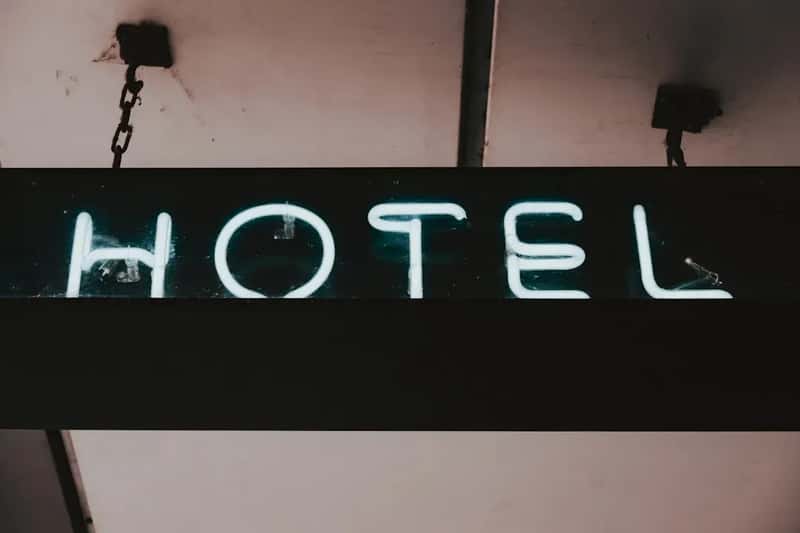 6. Requesting a Late Checkout at the Last Minute (Image Credits: Unsplash)