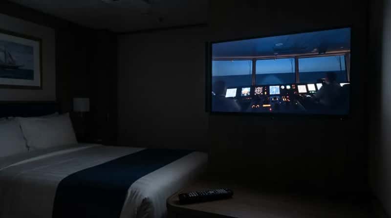 #10 - Flip On the Bridge Cam for an Instant Nightlight (Image Credits: Gemini)