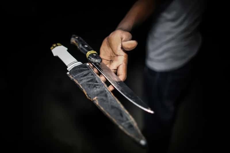 3. Knives and Sharp Objects - Yes, Even That One (Image Credits: Rawpixel)