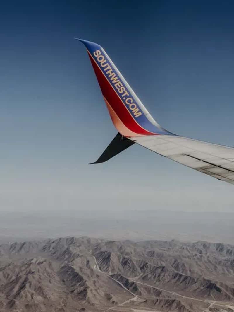 What Travelers Can Do When Systems Go Down (Image Credits: Pexels)
