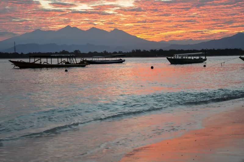 Indonesia: Island Paradise Beyond Bali's Tourist Bubble (Image Credits: Flickr)