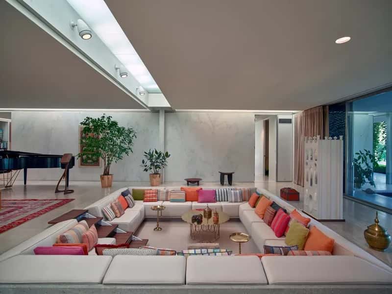 #17 - The Sunken Living Room (a.k.a. the Conversation Pit) (Image Credits: Rawpixel)