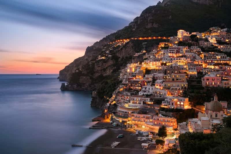 Italy (Image Credits: Unsplash)
