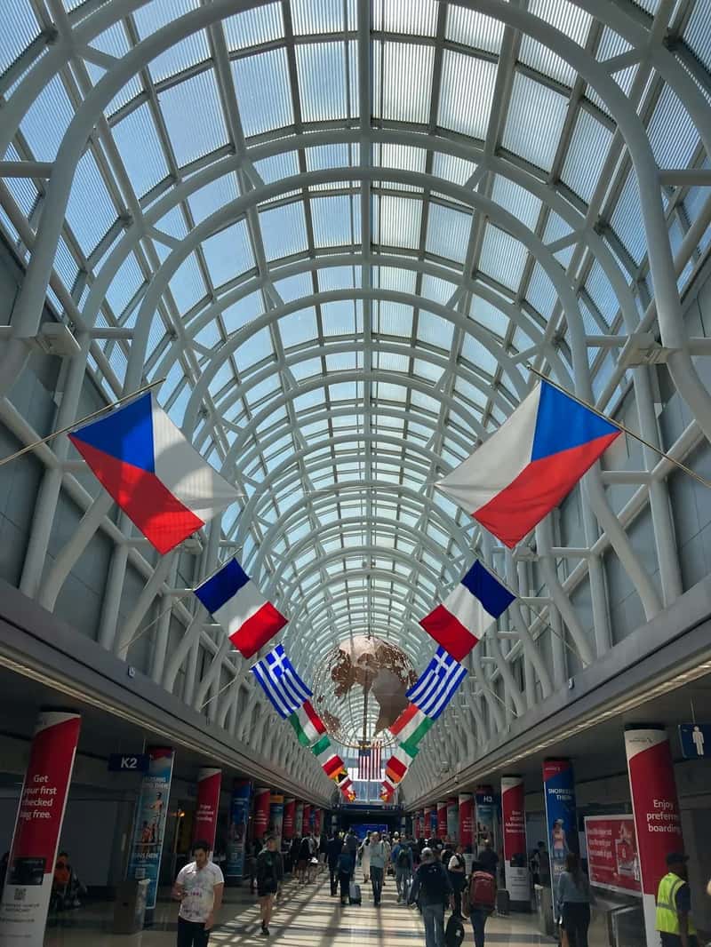 #17 - Chicago O'Hare International Airport (ORD): The Confusion Is Practically Built In (Image Credits: Unsplash)