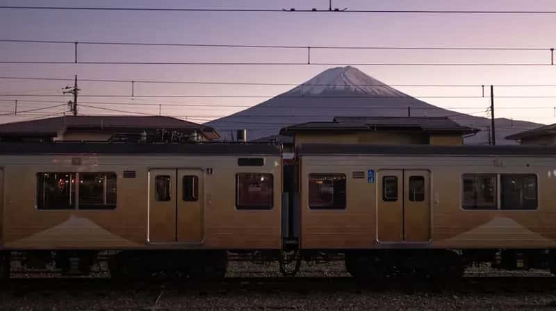 Japan: The Seven-Minute Cleaning Miracle (Image Credits: Unsplash)