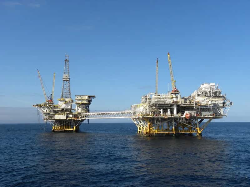 6. Technical and Safety Checks Take Priority Over the Clock (Image Credits: Flickr)