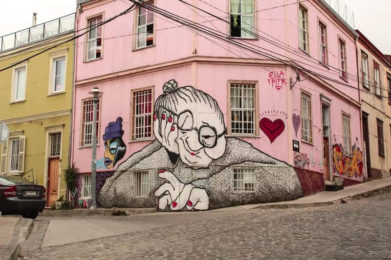 Valparaíso, Chile (Image Credits: Unsplash)