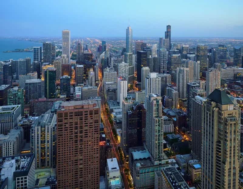 4. Chicago, Illinois: Nine Straight Years of Losing People (szeke, Flickr, CC BY-SA 2.0)
