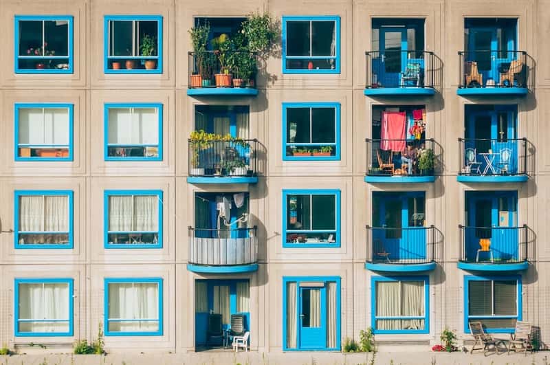 6. Rental scams for apartments and vacation homes (Image Credits: Unsplash)