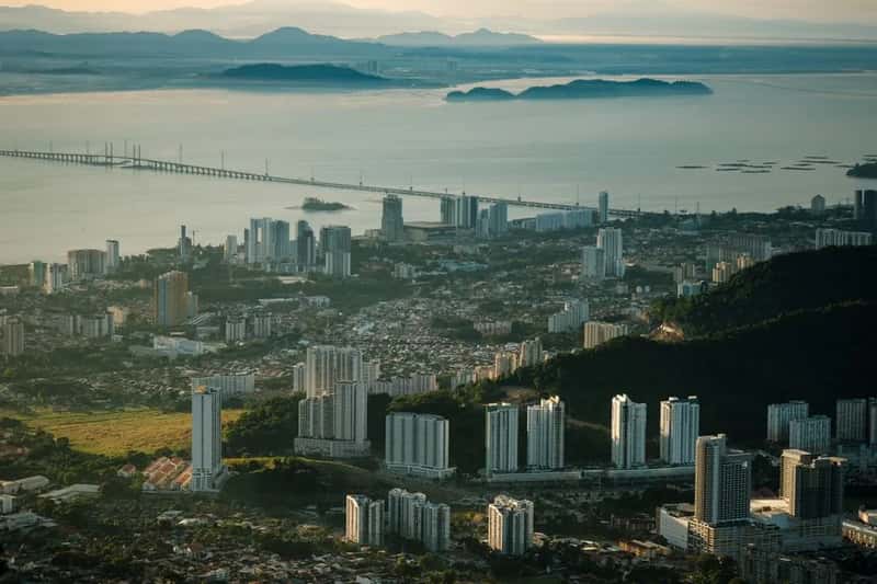 Stephen Sovie settled into island life on Penang (Image Credits: Pexels)