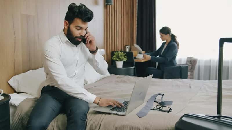 7. Waiting until checkout, or a public review, to raise a problem (Image Credits: Unsplash)