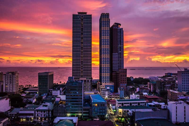 Philippines: Tropical Island Living (Image Credits: Pixabay)
