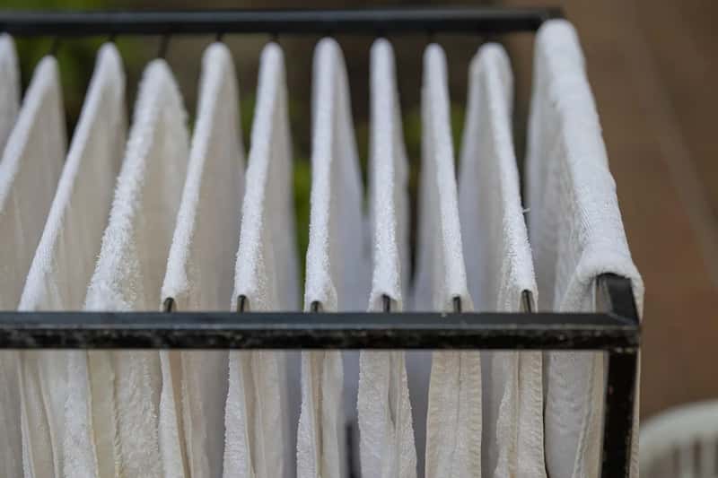 5. What Happens to the Wet Towels (Image Credits: Pixabay)
