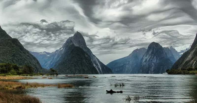 New Zealand: Adventure at Your Own Pace (Image Credits: Flickr)