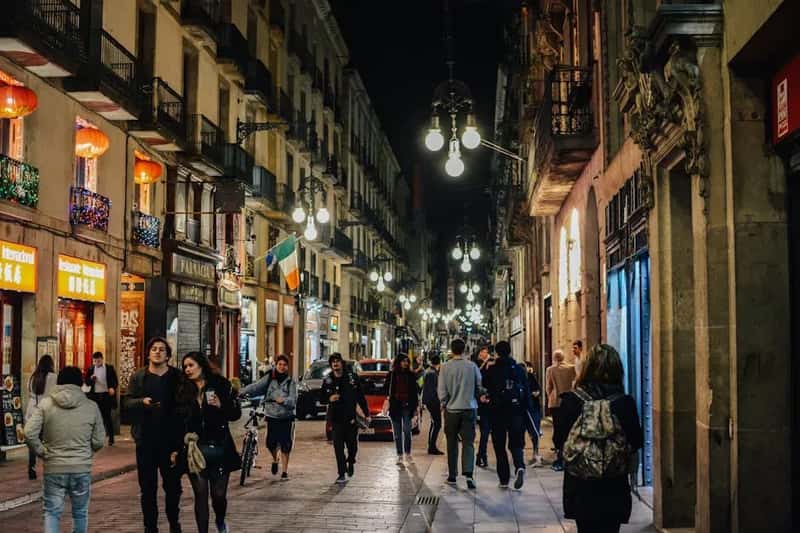 The Habit: One Second of Deliberate Awareness Changes Everything (Image Credits: Pexels)