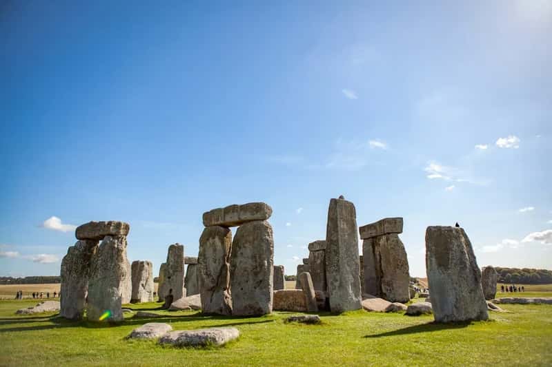 3. Stonehenge, England - Big Rocks, Bigger Disappointment (Image Credits: Unsplash)