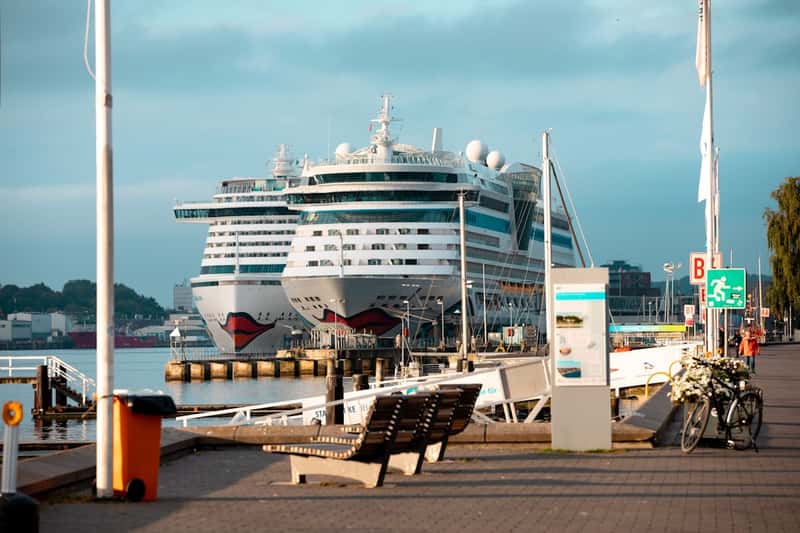 Cruise Culture Has Unwritten Rules You Need to Know (Image Credits: Unsplash)