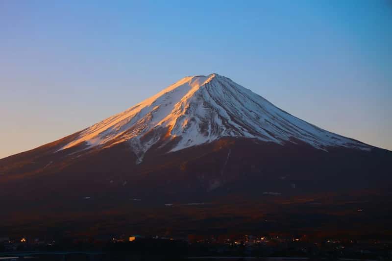 2. Japan: A Perennial Favourite (Image Credits: Unsplash)