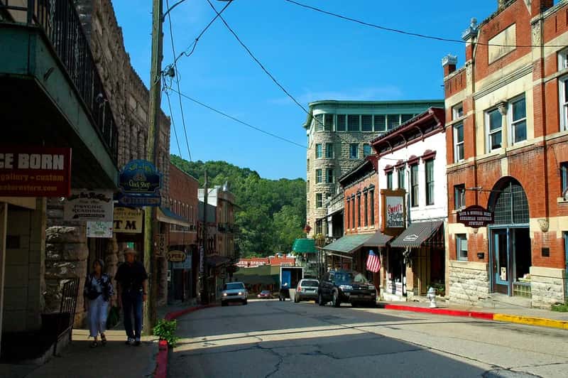 6. Eureka Springs, Arkansas (Clinton Steeds, Flickr, CC BY 2.0)