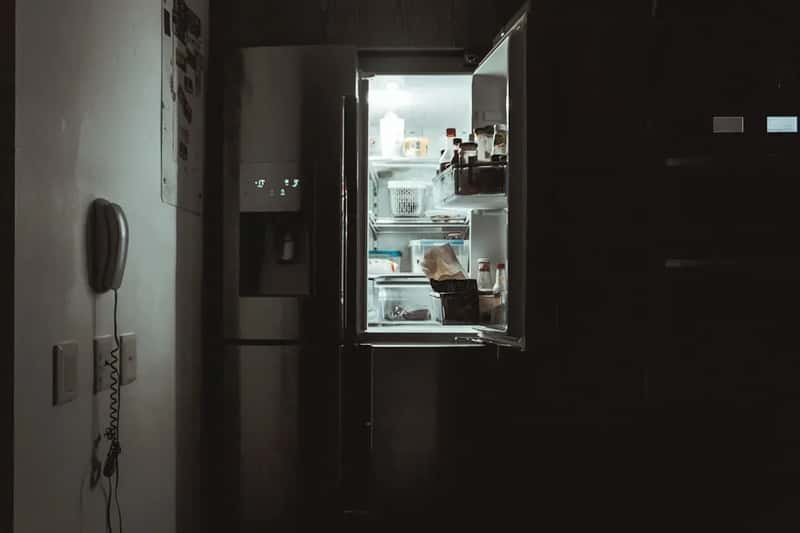 The Hotel Minibar Trap Is Very Real (Image Credits: Unsplash)
