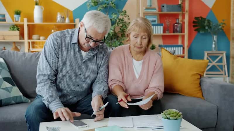 The Annuity Surge Nobody's Talking About Enough (Image Credits: Unsplash)