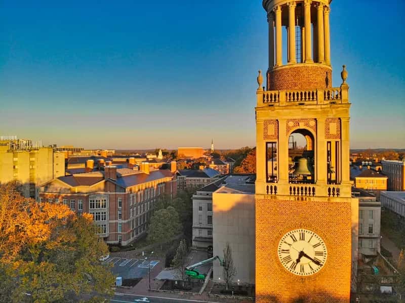3. Chapel Hill, North Carolina (Image Credits: Unsplash)