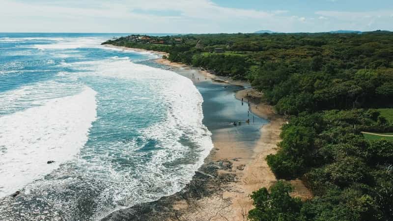 Playa Negra, Los Pargos - Guanacaste's quiet surf town (Image Credits: Unsplash)