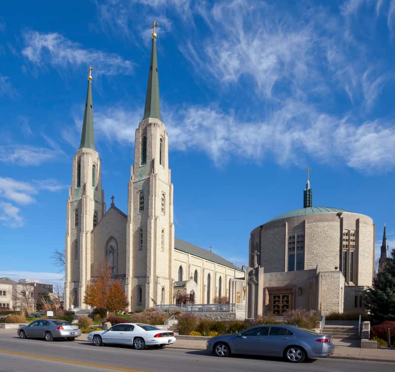 Fort Wayne, Indiana - Small Town Feel, Big City Amenities (Image Credits: By Diego Delso, CC BY-SA 3.0, https://commons.wikimedia.org/w/index.php?curid=22923288)