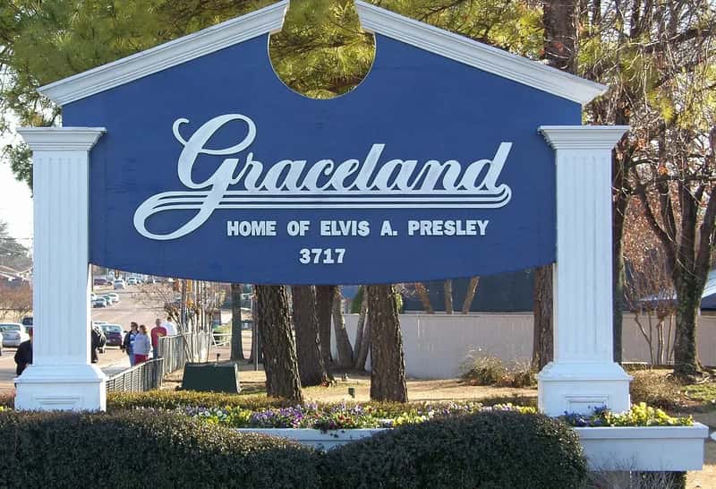 4. Graceland, Memphis, TN (Image Credits: Pixabay)