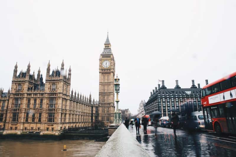 London: Royal Drama That Actually Delivers (Image Credits: Stocksnap)
