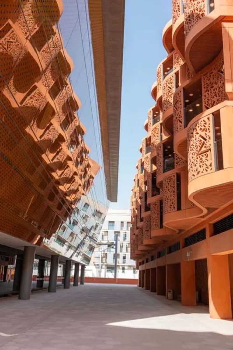 Masdar City, United Arab Emirates (Image Credits: Pexels)