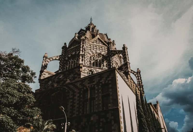 9. Colombia: City Comfort Well Below the Gas Tank Threshold (Image Credits: Pexels)