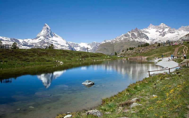 Switzerland - Alpine Perfection Realized (Image Credits: Flickr)