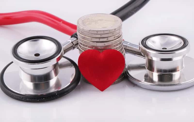 Medicare quietly takes a bite before you ever see your check (Image Credits: Unsplash)